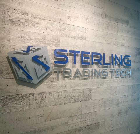 Sterling Trading Tech (STT)는 글로벌 금융시장의 주식 및 주식 옵션, 선물 시장 거래에 필요한 전문 트레이딩 기술 솔루션을 제공하는 주요 기업이다